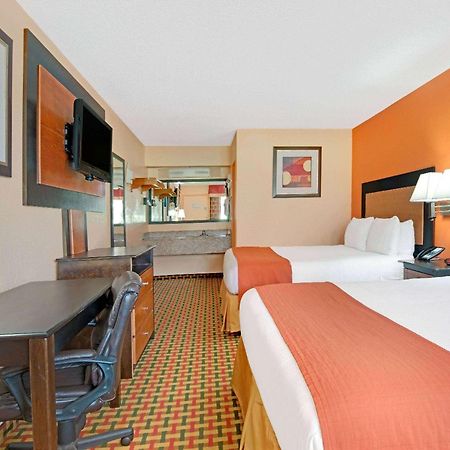 Days Inn By Wyndham Independence Dış mekan fotoğraf