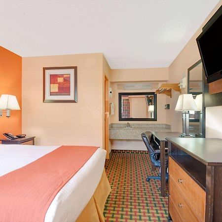 Days Inn By Wyndham Independence Dış mekan fotoğraf
