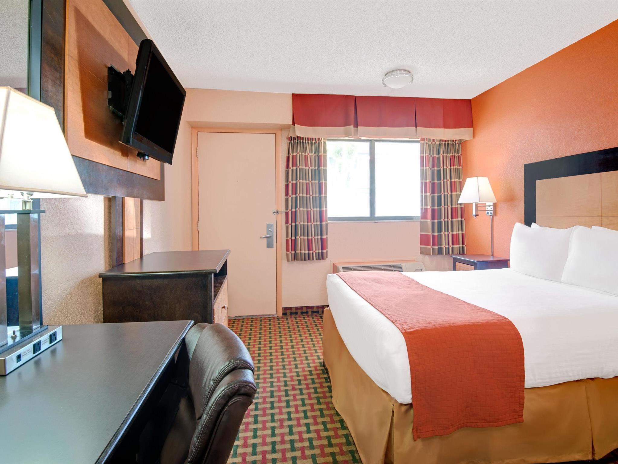 Days Inn By Wyndham Independence Dış mekan fotoğraf